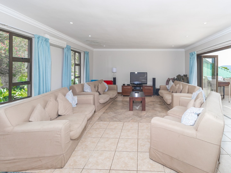 5 Bedroom Property for Sale in Caribbean Beach Club North West